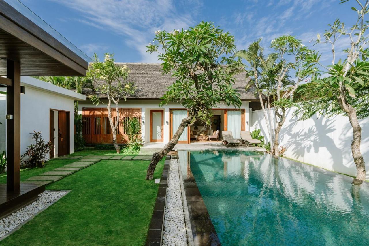 The Samaya Seminyak Esterno foto
