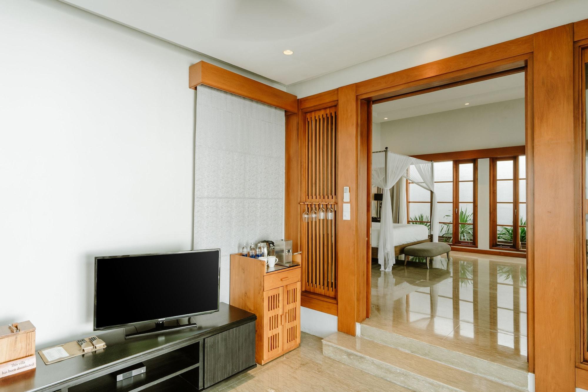 The Samaya Seminyak Esterno foto