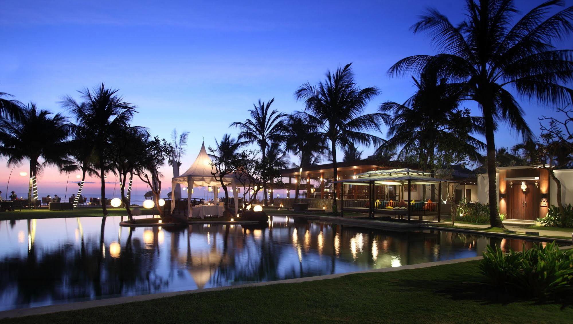 The Samaya Seminyak Esterno foto